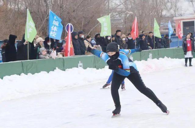 女子速度滑冰500米冠军_滑冰女子世界冠军_速度滑冰女子5000米